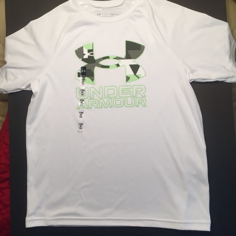 UNDER ARMOUR Boys Size Youth Small T Shirt**White with Green**New**